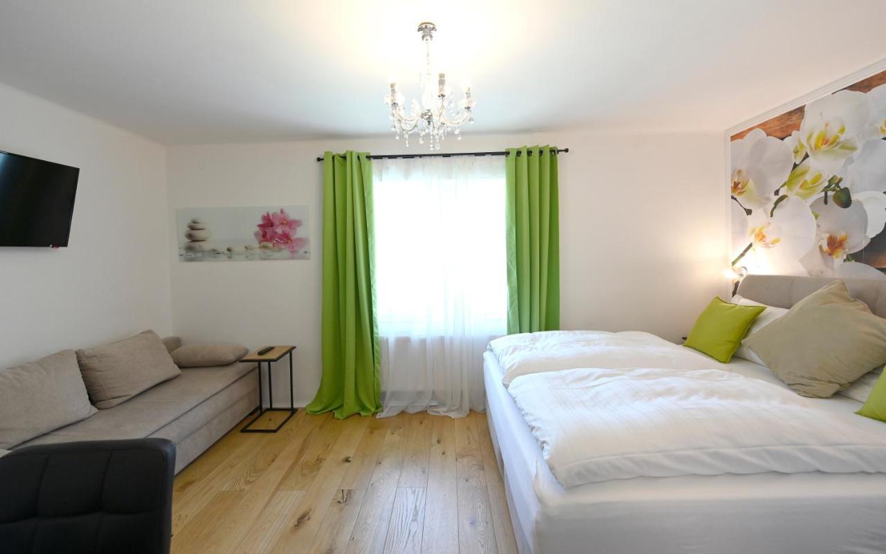Hotel Enjoyit Velden West à Selpritsch Extérieur photo