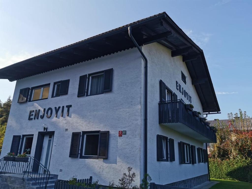 Hotel Enjoyit Velden West à Selpritsch Extérieur photo