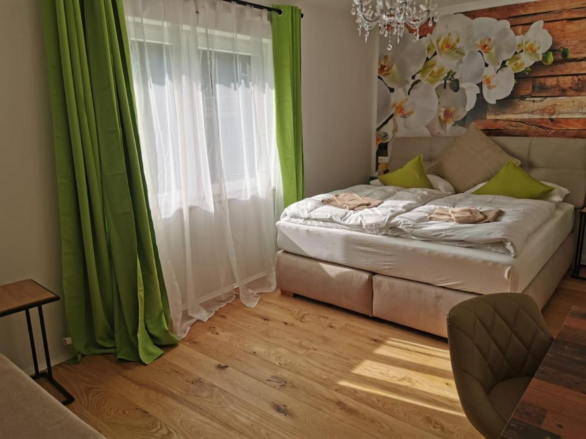 Hotel Enjoyit Velden West à Selpritsch Extérieur photo